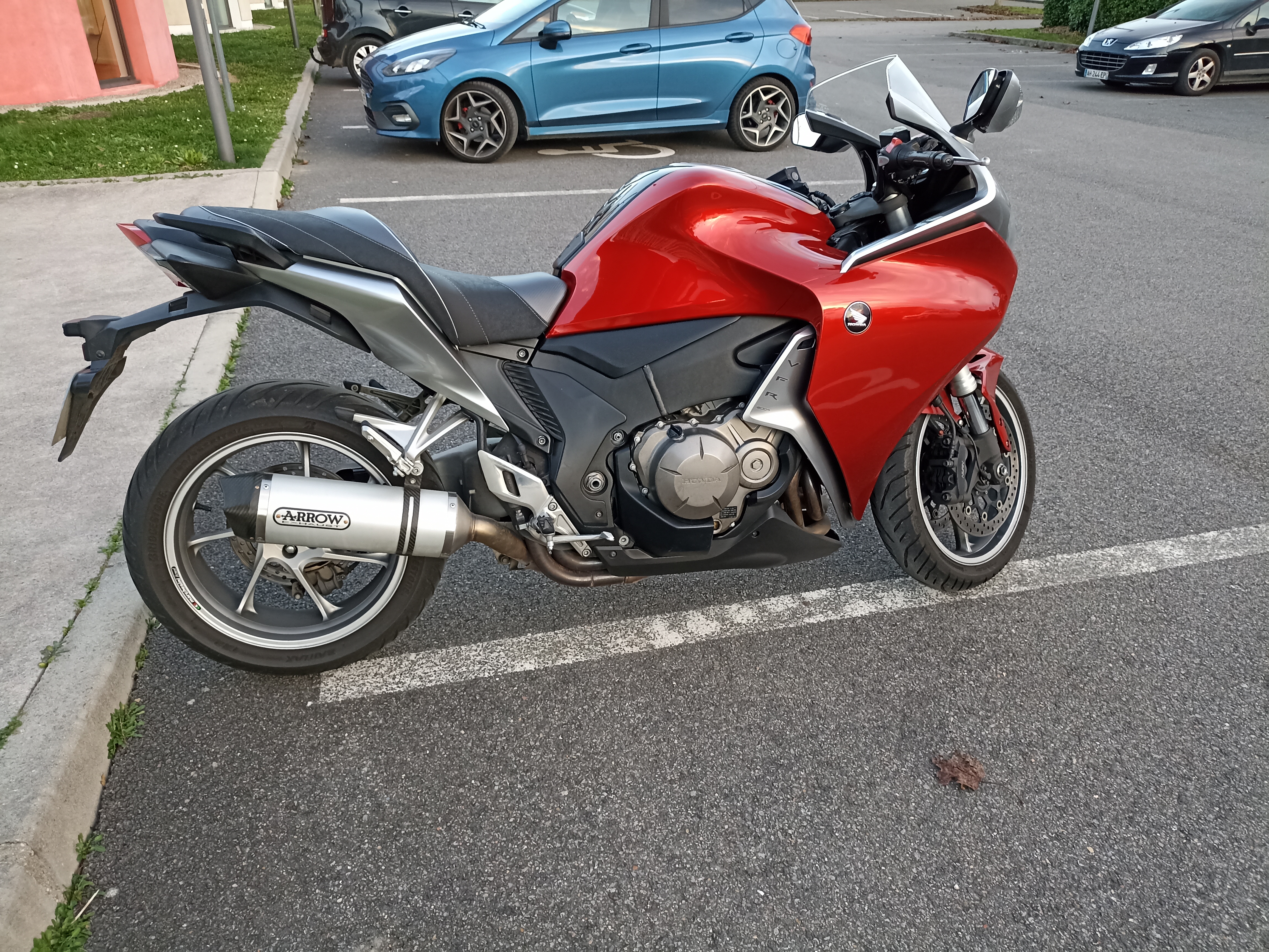 Location moto 77 entre particuliers