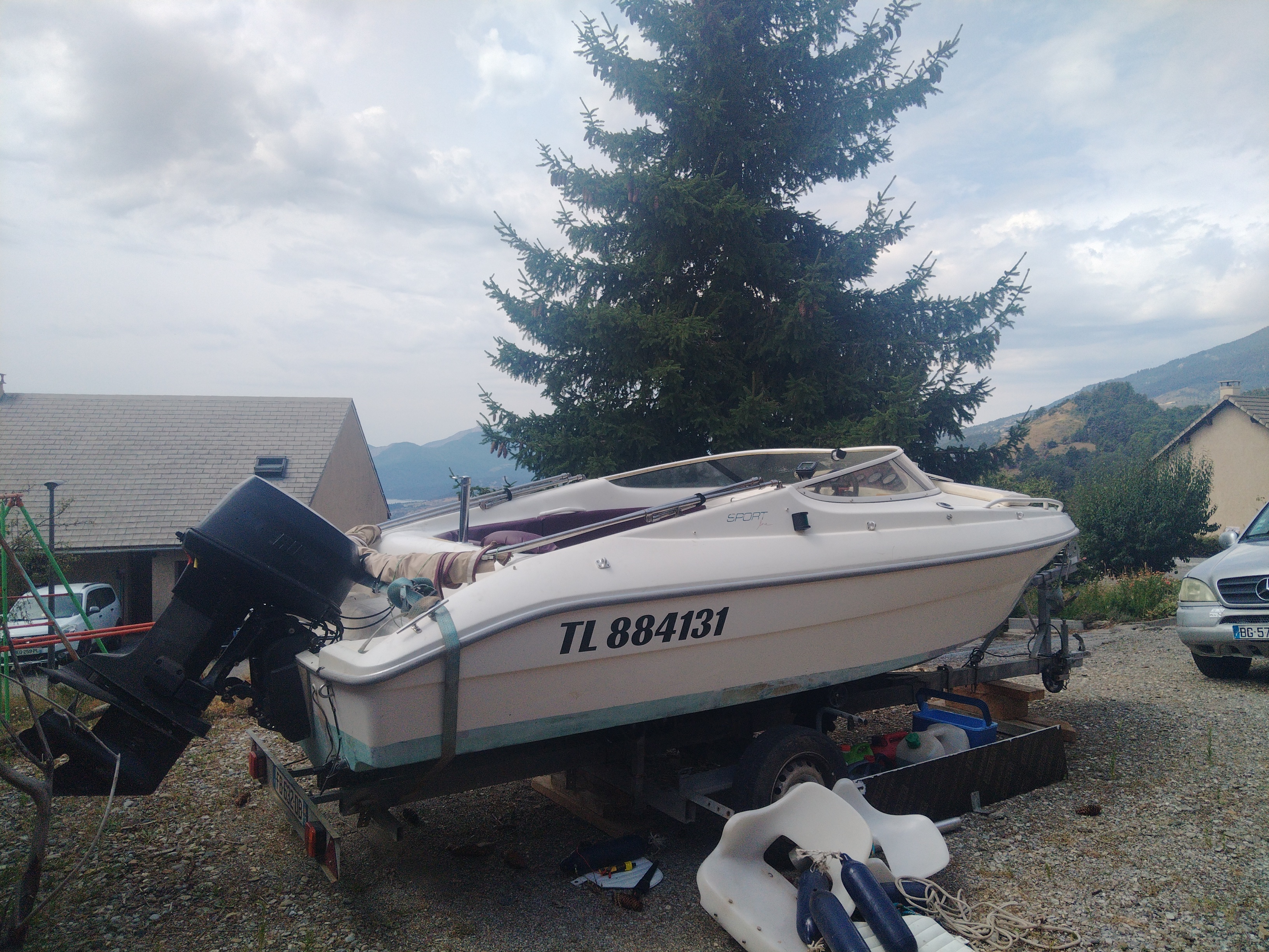 Location bateau a moteur 83 entre particuliers